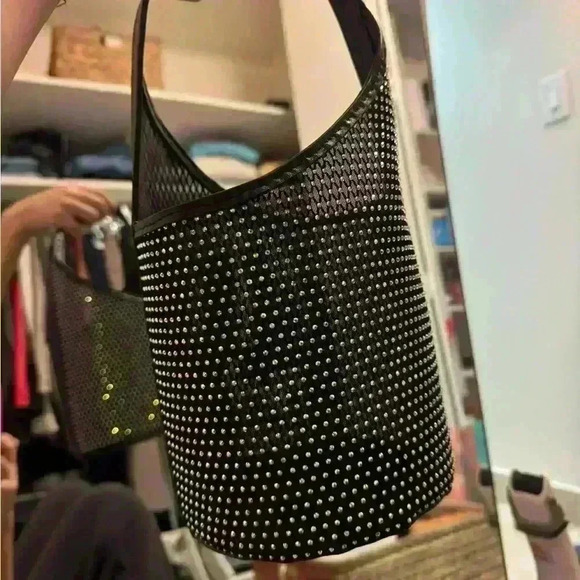 Reformation Small Mesh Silvana Bucket Bag - Picture 4 of 5